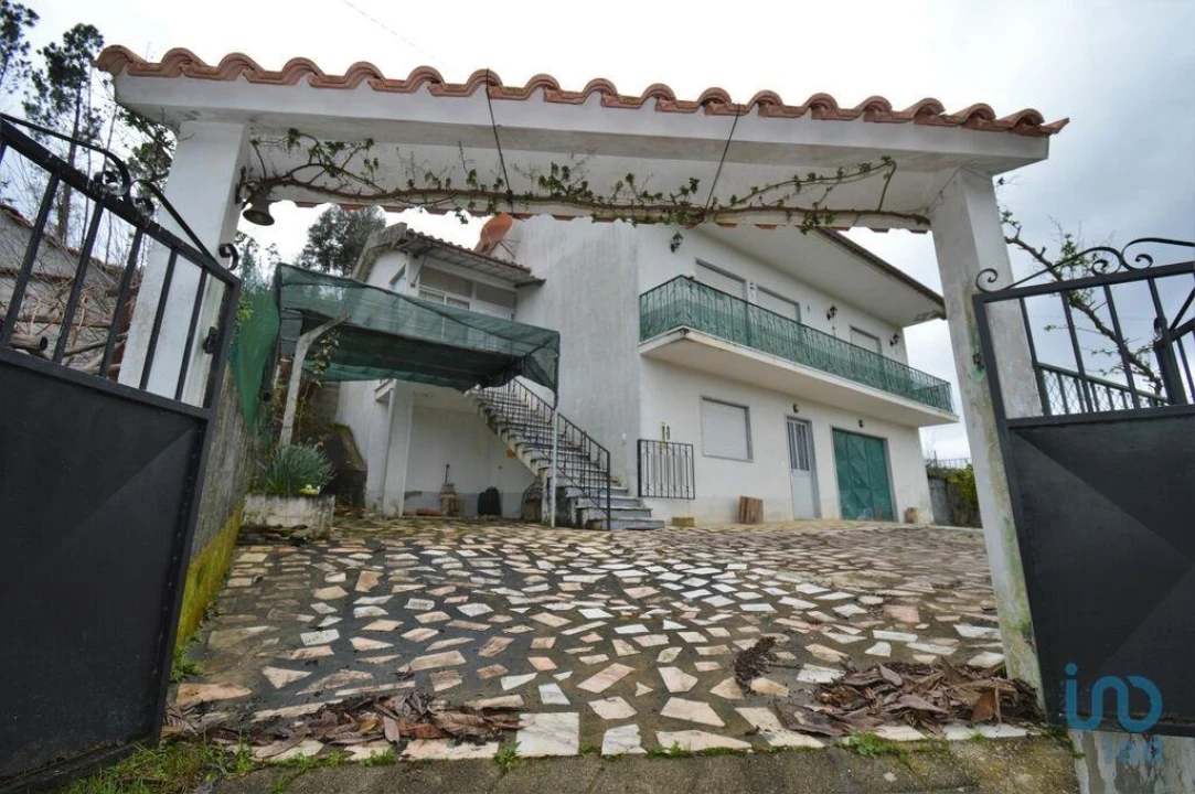 Moradia T3 para Venda em Alvares Foto 5