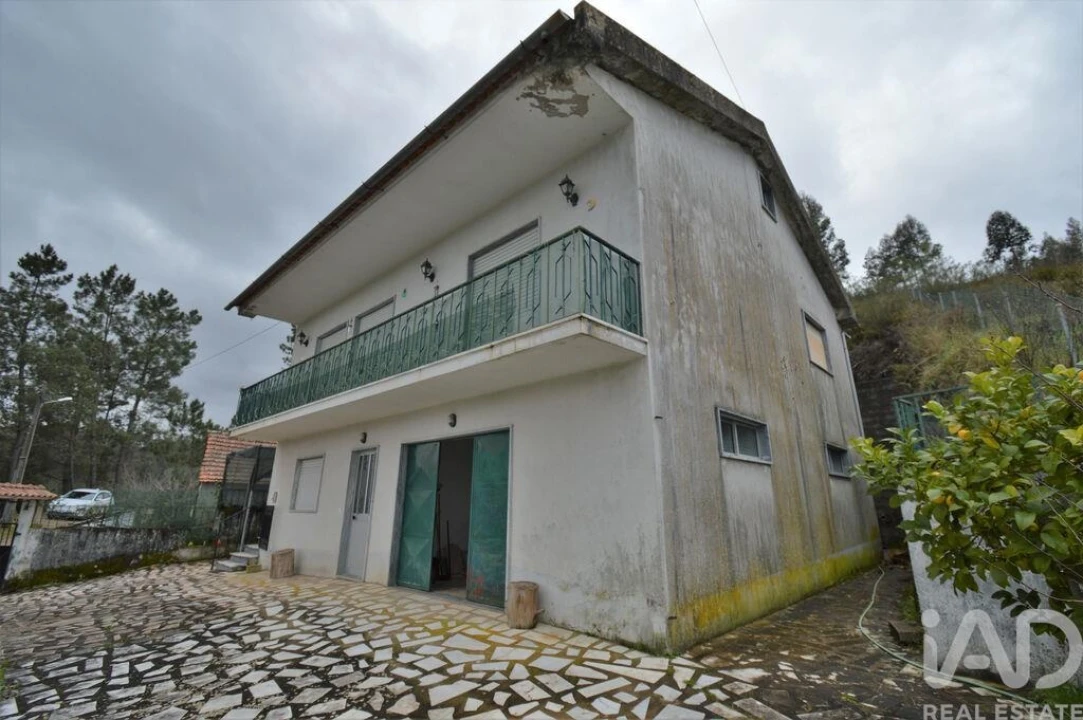 Moradia T3 para Venda em Alvares Foto 26