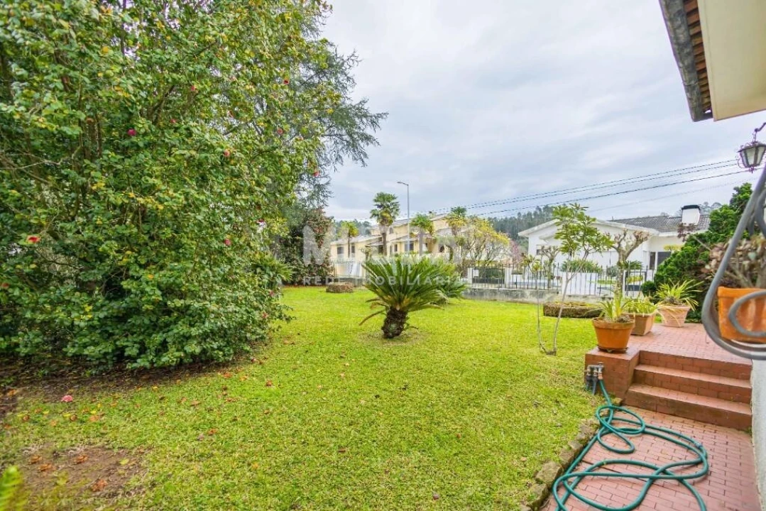 Quinta T3 para Venda em Santa Maria de Lamas Foto 31