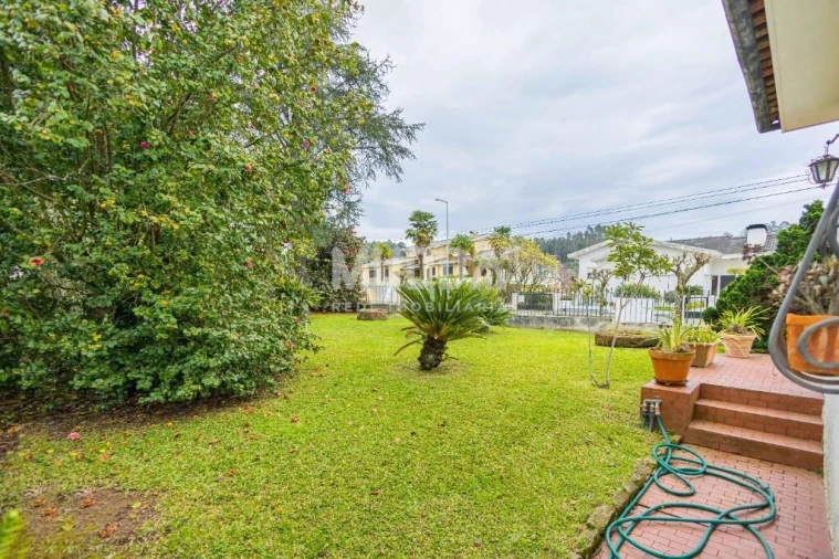 Quinta T3 para Venda em Santa Maria de Lamas Foto 31