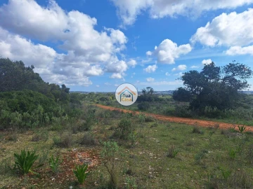 Terreno para Venda em Faro (Sé e São Pedro)