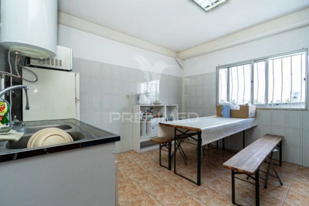 Armazém para Venda em Fernao Ferro Foto 17