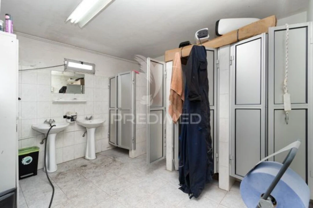 Armazém para Venda em Fernao Ferro Foto 19