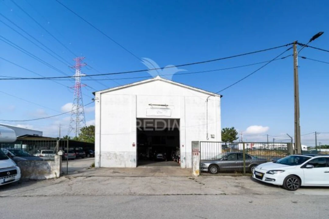 Armazém para Venda em Fernao Ferro Foto 5