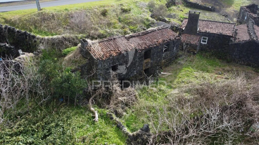 Quinta T2 para Venda em São Caetano Foto 2
