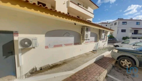 Loja para Venda em Albufeira e Olhos de Água