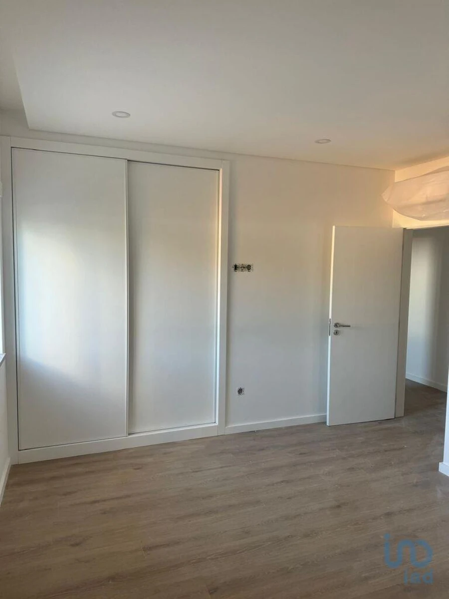 Apartamento T2 para Venda em Currelos, Papízios e Sobral Foto 5