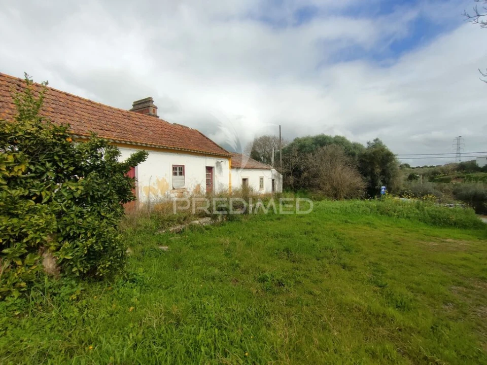 Moradia T2 para Venda em São Vicente do Paul e Vale de Figueira Foto 4