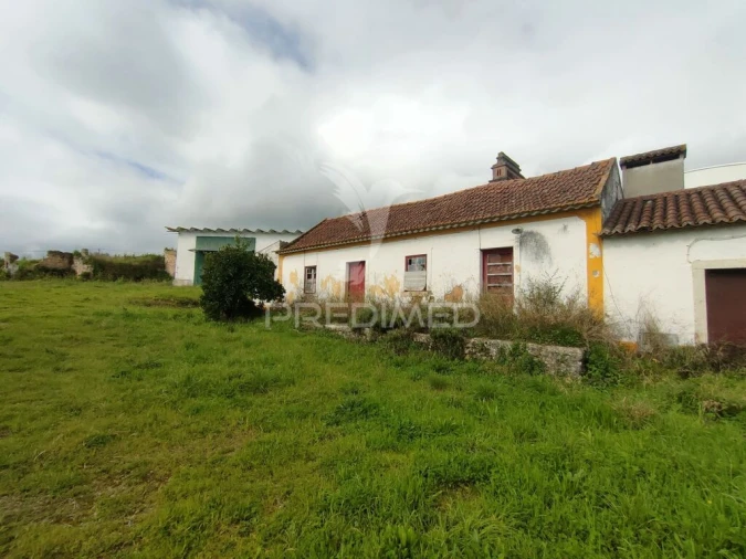 Moradia T2 para Venda em São Vicente do Paul e Vale de Figueira Foto 5