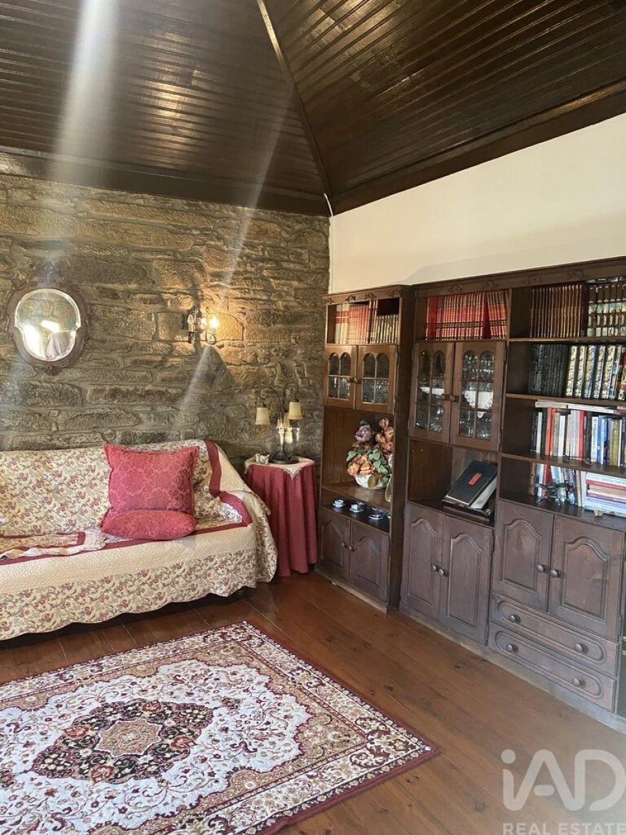 Moradia T3 para Venda em Fontelas Foto 15