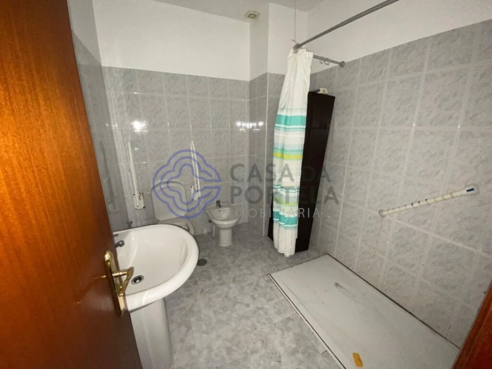 Moradia T4 para Venda em São Martinho de Árvore e Lamarosa Foto 11