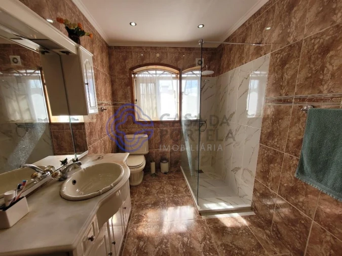 Moradia T4 para Venda em Santa Joana Foto 9