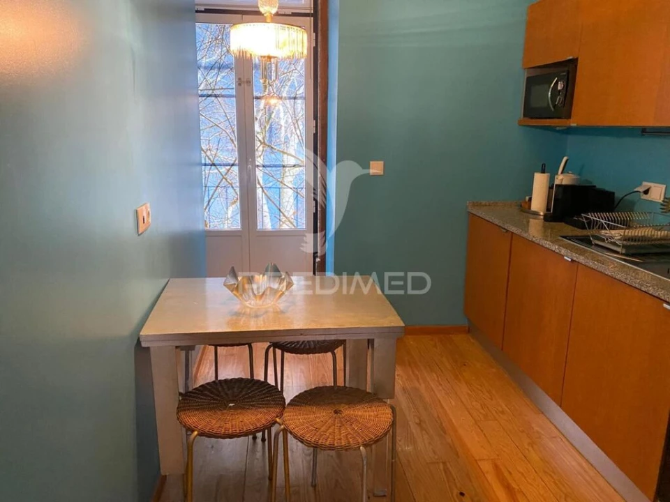 Apartamento T2 para Venda em Santa Maria Maior Foto 1
