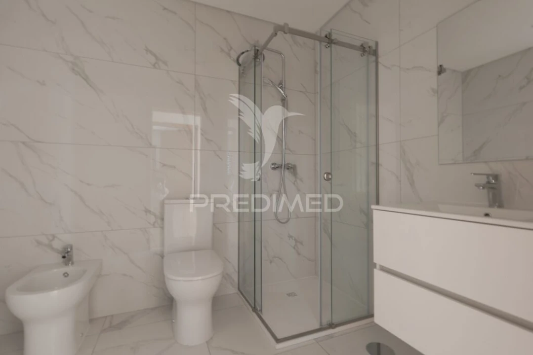 Apartamento T2 para Venda em Pedroso e Seixezelo Foto 3