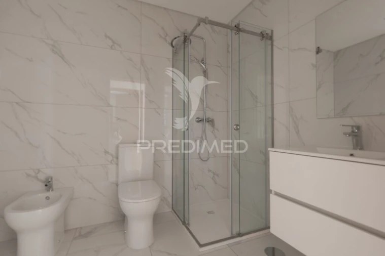 Apartamento T2 para Venda em Pedroso e Seixezelo Foto 3