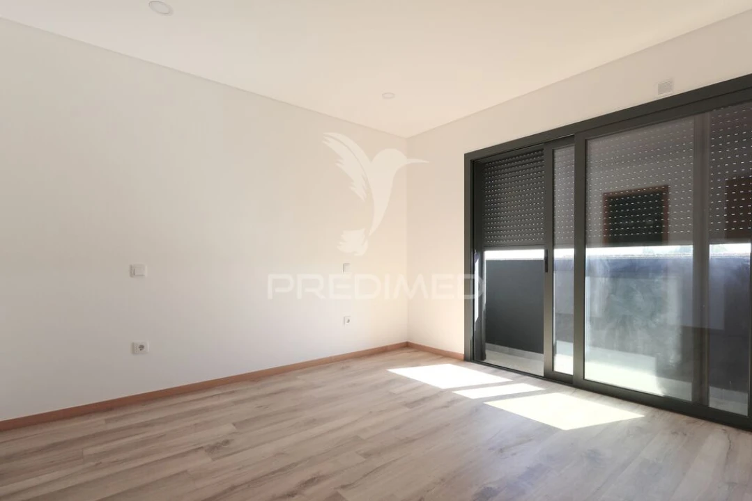 Apartamento T2 para Venda em Pedroso e Seixezelo Foto 6