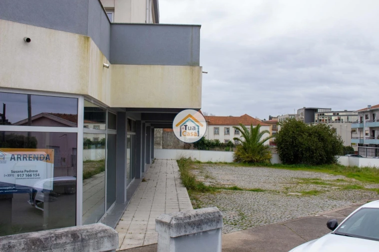 Loja para Arrendamento em Lourosa Foto 15