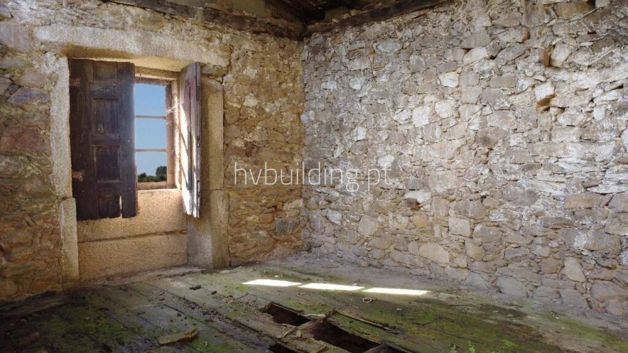 Moradia T2 para Venda em Fragoso Foto 4