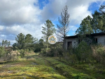 Terreno para Venda em Mouçós e Lamares