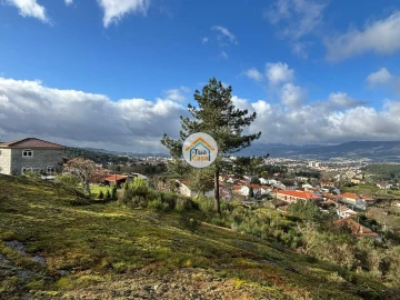 Terreno para Venda em Mouçós e Lamares