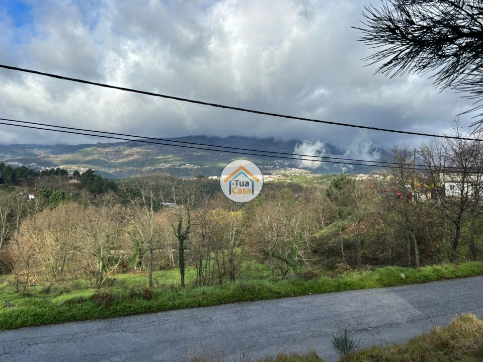 Terreno para Venda em Mouçós e Lamares Foto 6