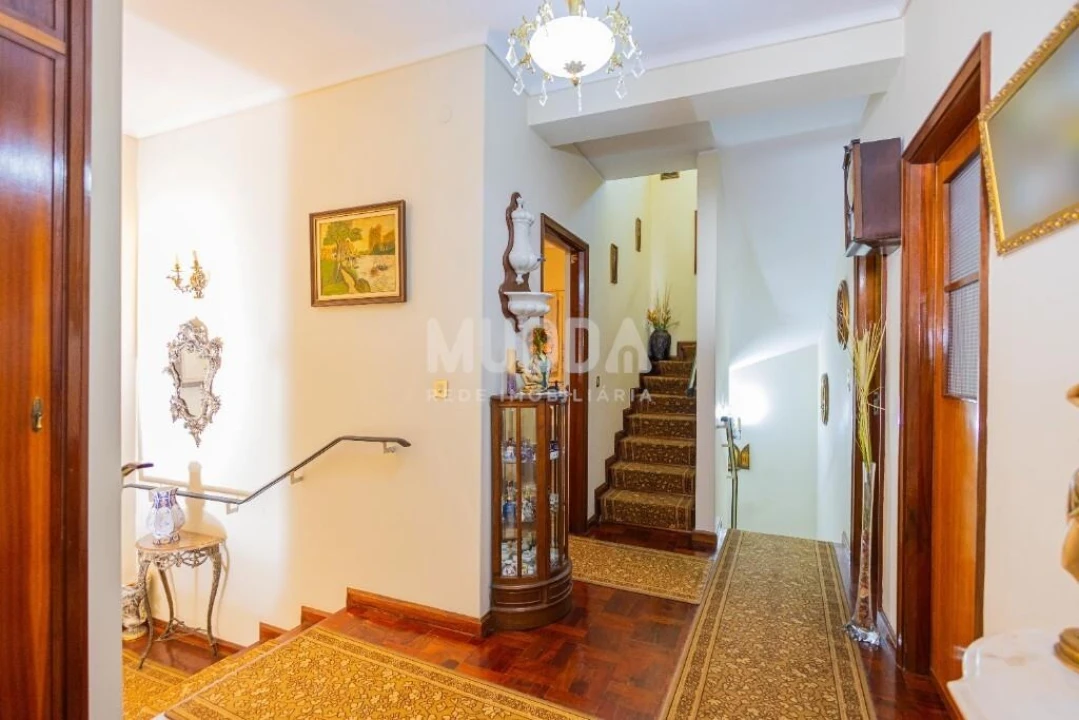 Moradia T5 para Venda em Paços de Brandão Foto 8