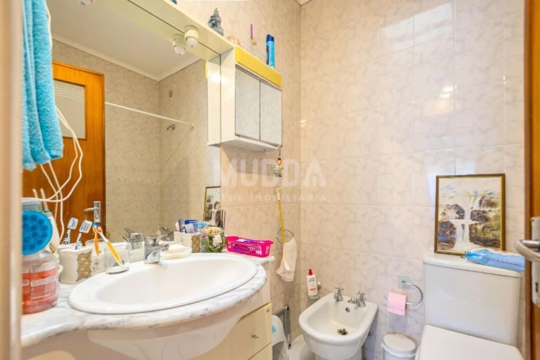 Moradia T5 para Venda em Paços de Brandão Foto 15