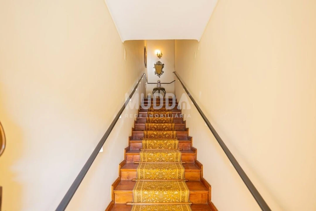 Moradia T5 para Venda em Paços de Brandão Foto 11