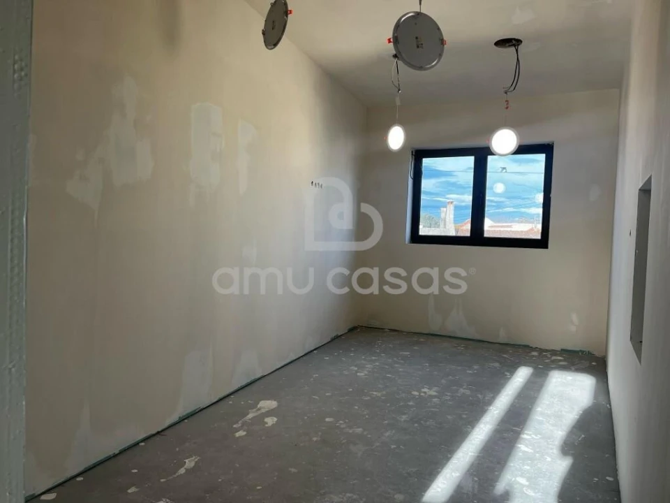 Moradia T3 para Venda em Ouca Foto 22