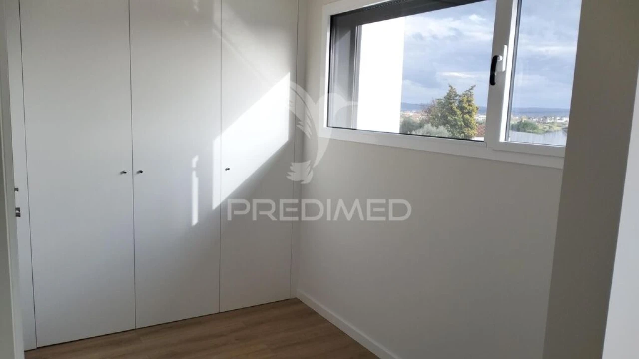 Moradia T4 para Venda em Nossa Sra de Fatima Foto 5