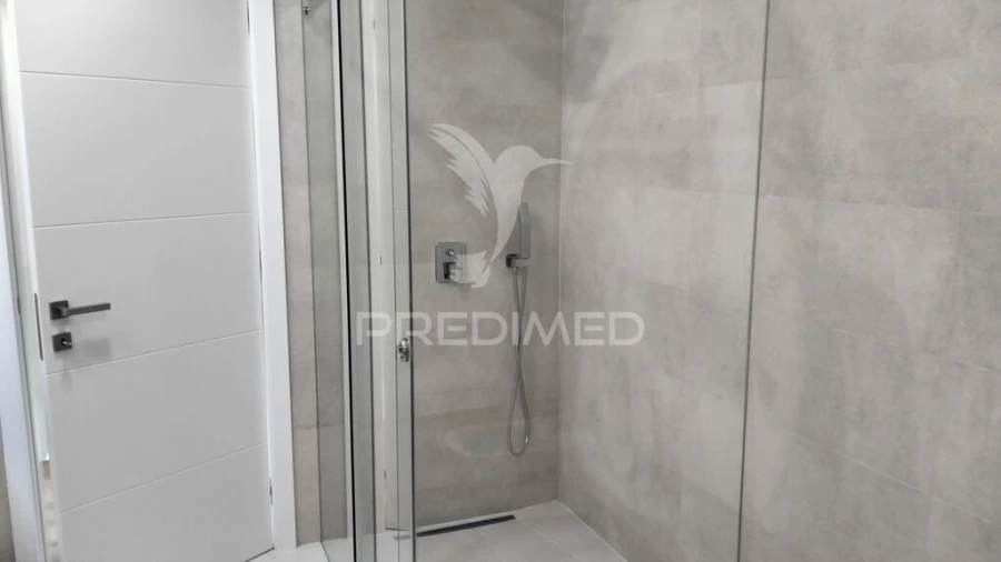 Moradia T4 para Venda em Nossa Sra de Fatima Foto 9