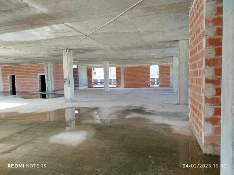 Armazém para Venda em Sacavém e Prior Velho Foto 21