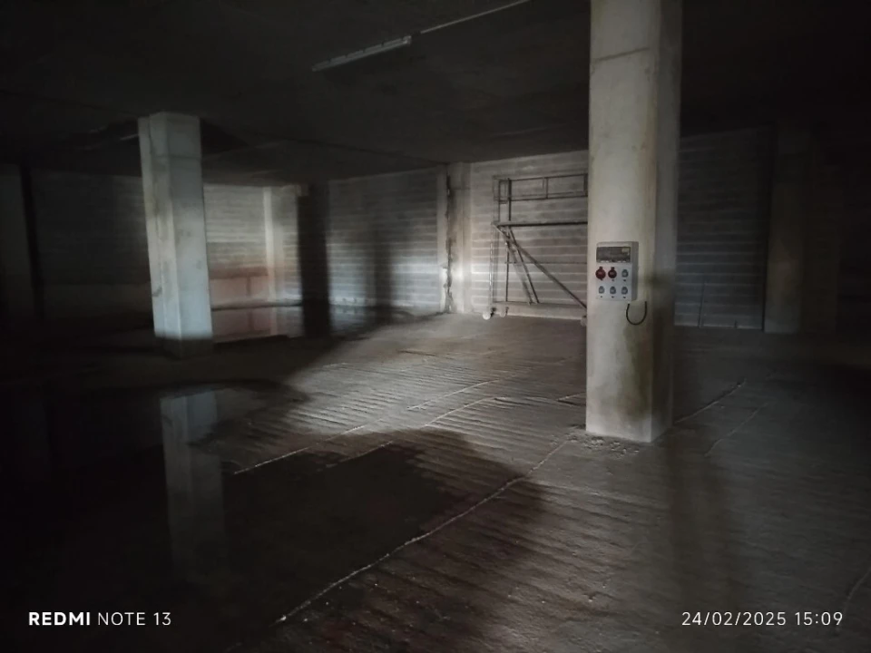 Armazém para Venda em Sacavém e Prior Velho Foto 6