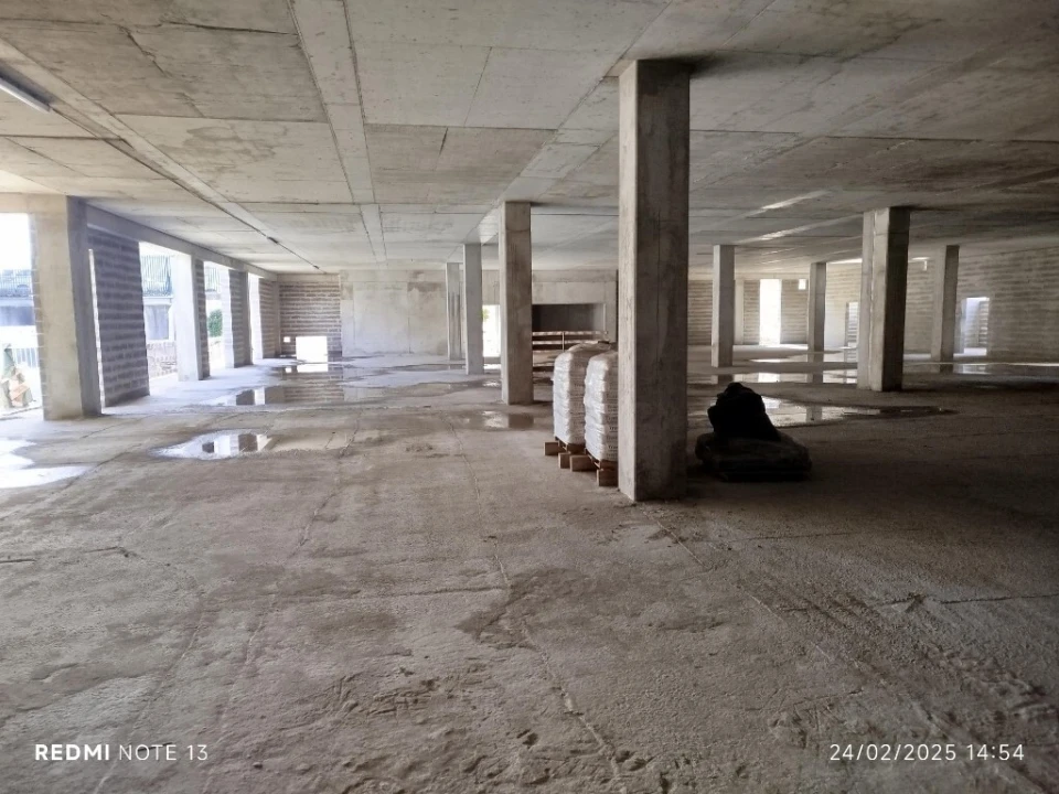 Armazém para Venda em Sacavém e Prior Velho Foto 31