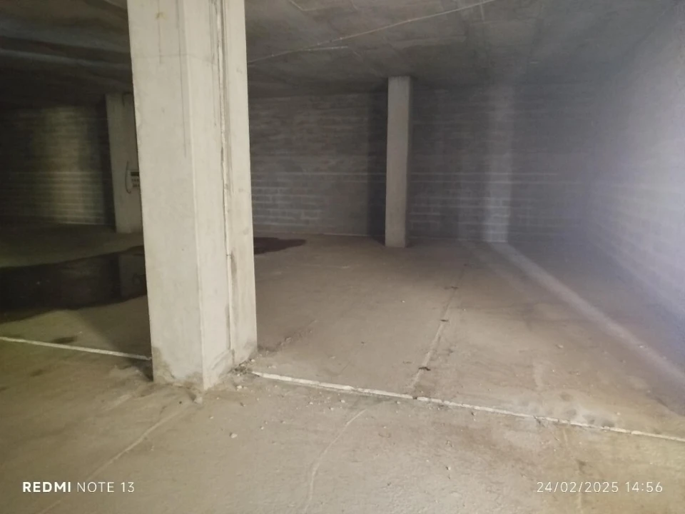 Armazém para Venda em Sacavém e Prior Velho Foto 26