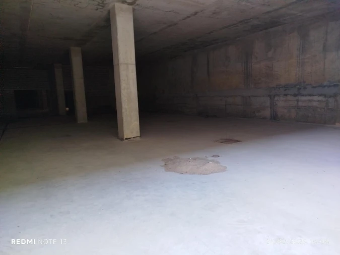 Armazém para Venda em Sacavém e Prior Velho Foto 11