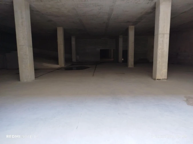 Armazém para Venda em Sacavém e Prior Velho Foto 12