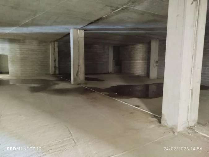 Armazém para Venda em Sacavém e Prior Velho Foto 27