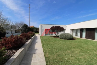Moradia T5 para Venda em Póvoa de Varzim, Beiriz e Argivai
