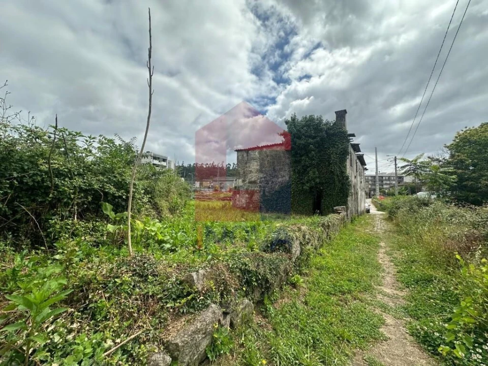 Terreno para Venda em Vila Verde e Barbudo Foto 3