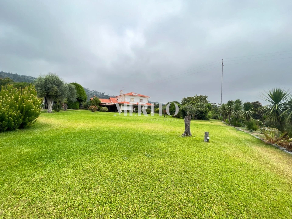 Quinta T5 para Venda em Vila Verde e Barbudo Foto 8