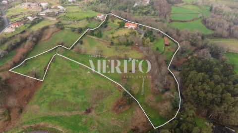 Quinta T5 para Venda em Vila Verde e Barbudo