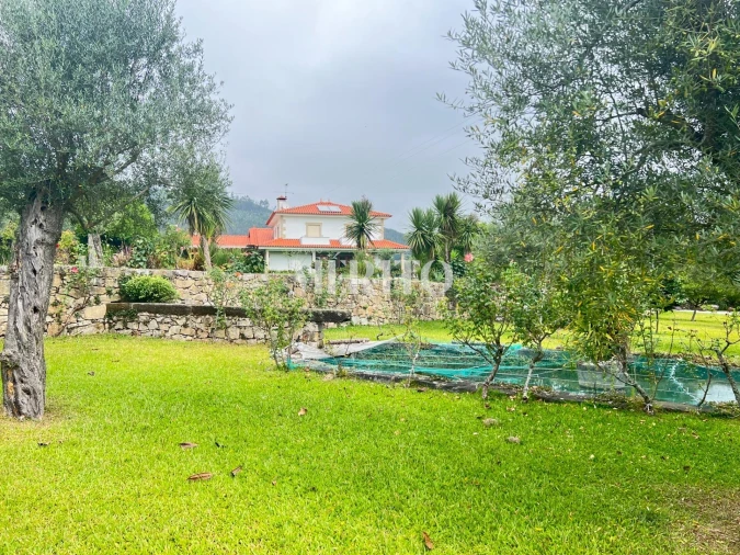 Quinta T6 para Venda em Vila Verde e Barbudo Foto 18