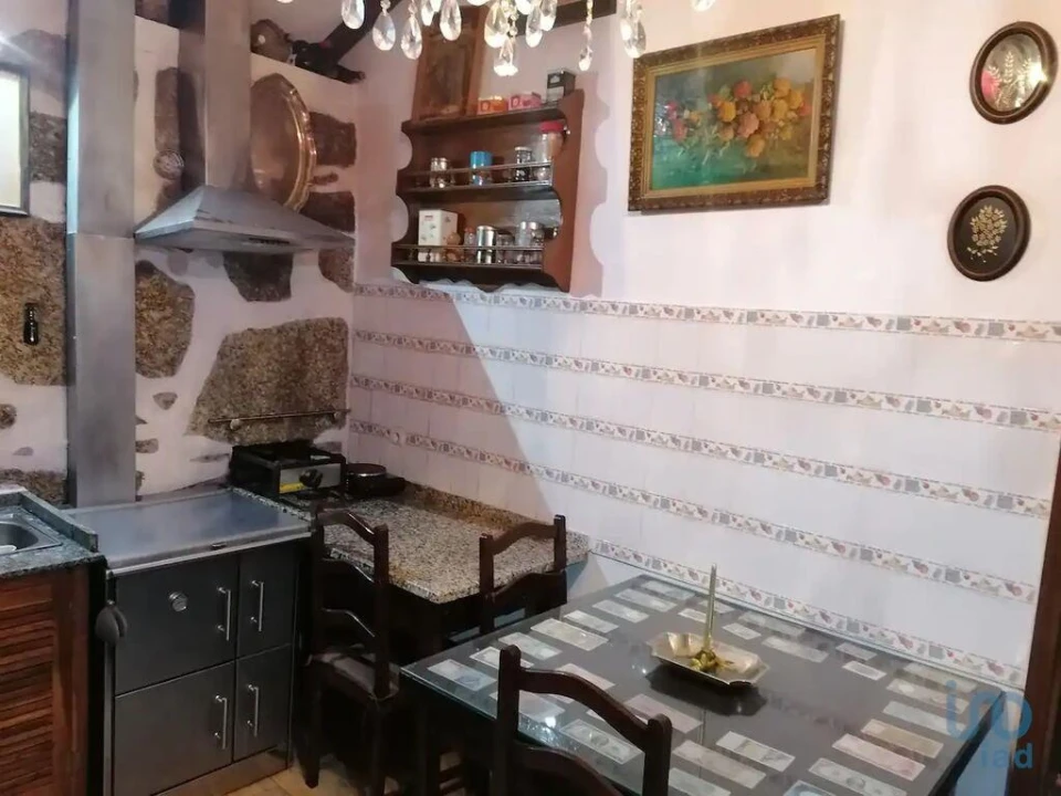 Moradia T2 para Venda em Sousela Foto 9