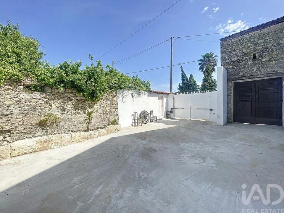 Moradia T3 para Venda em Cadima Foto 22