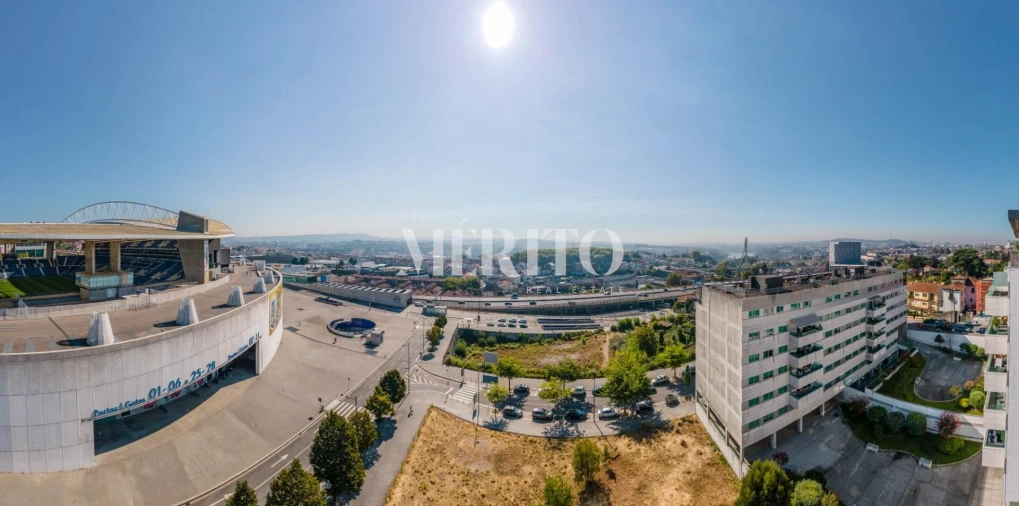 Apartamento T3 para Venda em Campanhã Foto 3