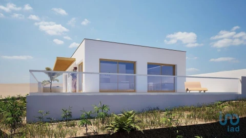 Moradia T3 para Venda em Porto Santo