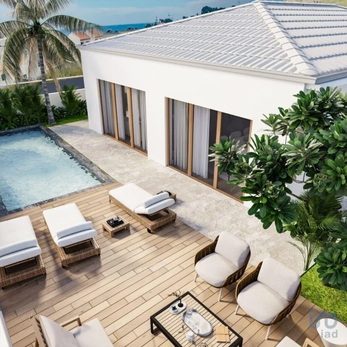 Moradia T3 para Venda em Porto Santo Foto 1