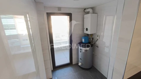 Apartamento T3 para Venda em Cedofeita, Santo Ildefonso, Sé, Miragaia, São Nicolau e Vitória
