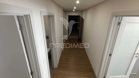 Apartamento T3 para Venda em Cedofeita, Santo Ildefonso, Sé, Miragaia, São Nicolau e Vitória